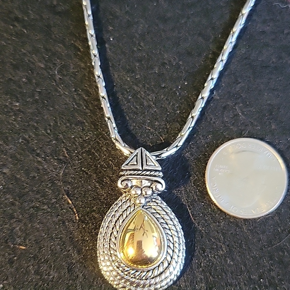 Gold and Silver toned Necklace.  16" with 3" extension. - Picture 2 of 7